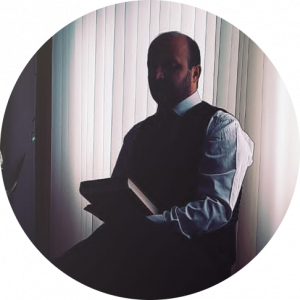 منصور علی نیا رزدره