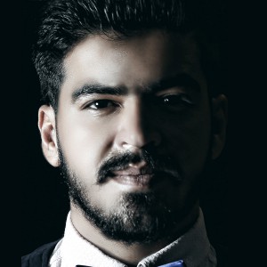 محمود احمدزاده