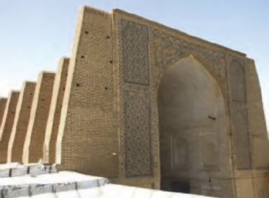 نمایی از ایوان مسجد جامع نیریز