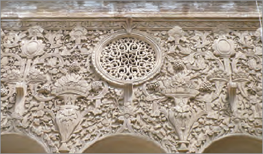 گچ&zwnj;بری نمای بیرونی