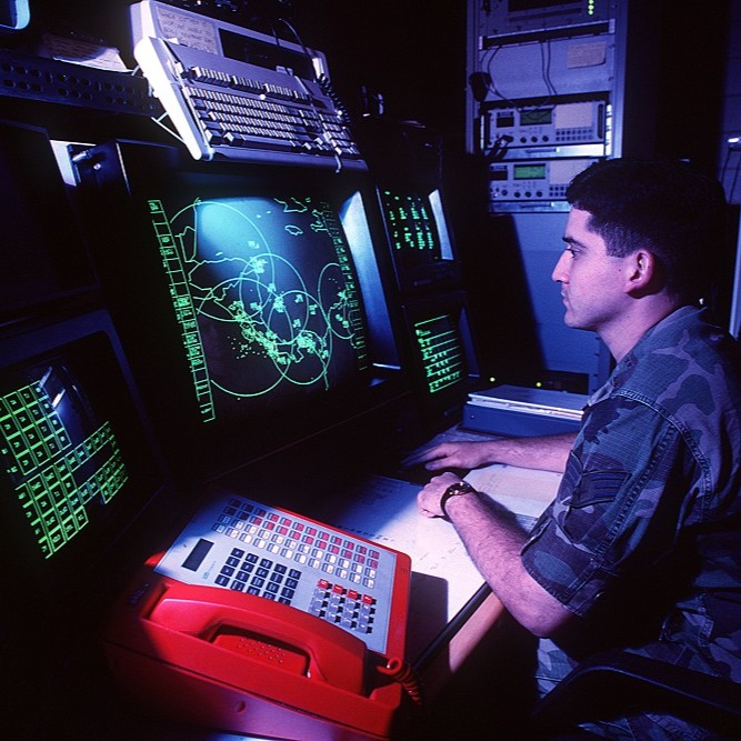 معرفی رشته دانشگاهی فرماندهی و کنترل هوایی