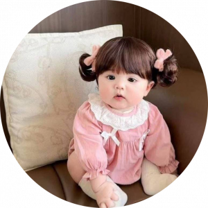 زینب انصاری 