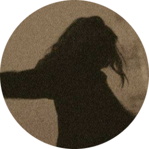 انیتا چراغی 