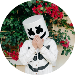 DJ   Marshmello